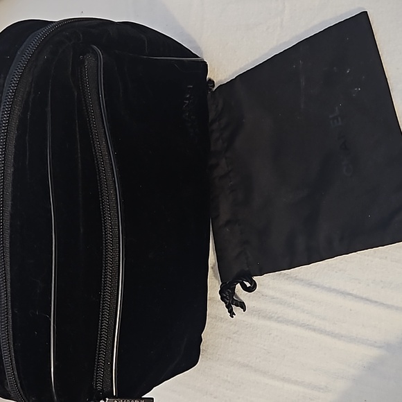 Chanel Velvet bag/bags - Picture 2 of 7